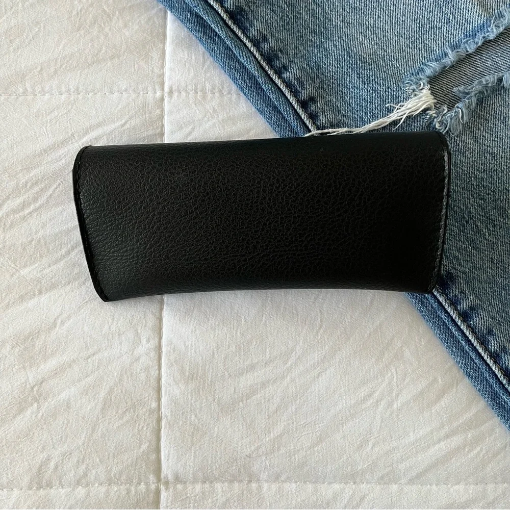 Ray-Ban Sunglasses‎ Case Black Faux Leather Pebbled Softcase Medium